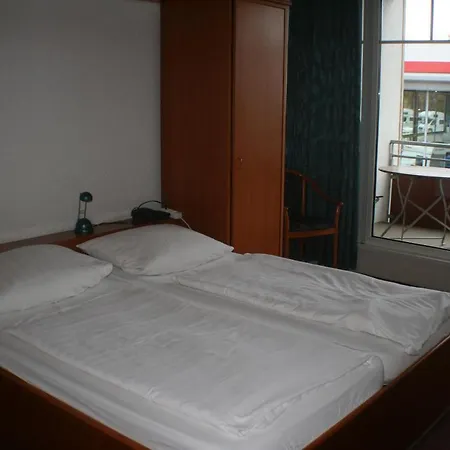 Bittscheidt's Stadthotel Penzion 2*